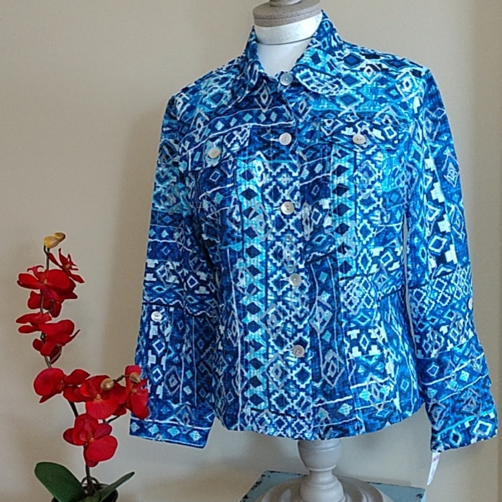 NEW Women's Aztec Top Geo Print Top Button Tab Long Slv Multi Blue Lark Lane 10